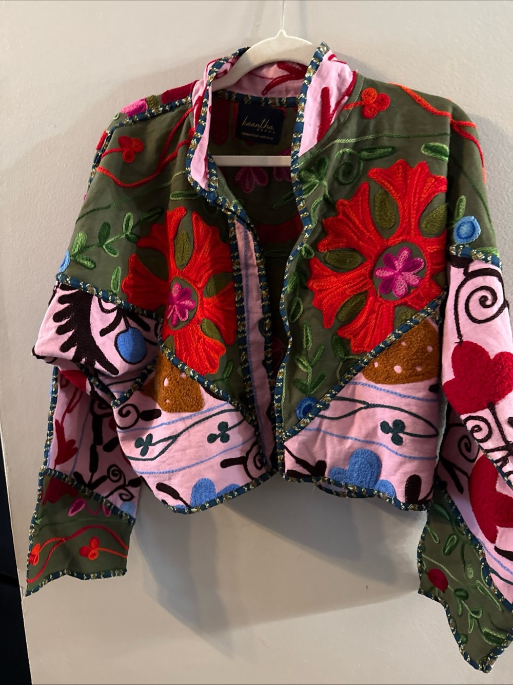 Vintage Kantha Women jacket handcrafted Sz M Multicolor Floral Embroidery Y26